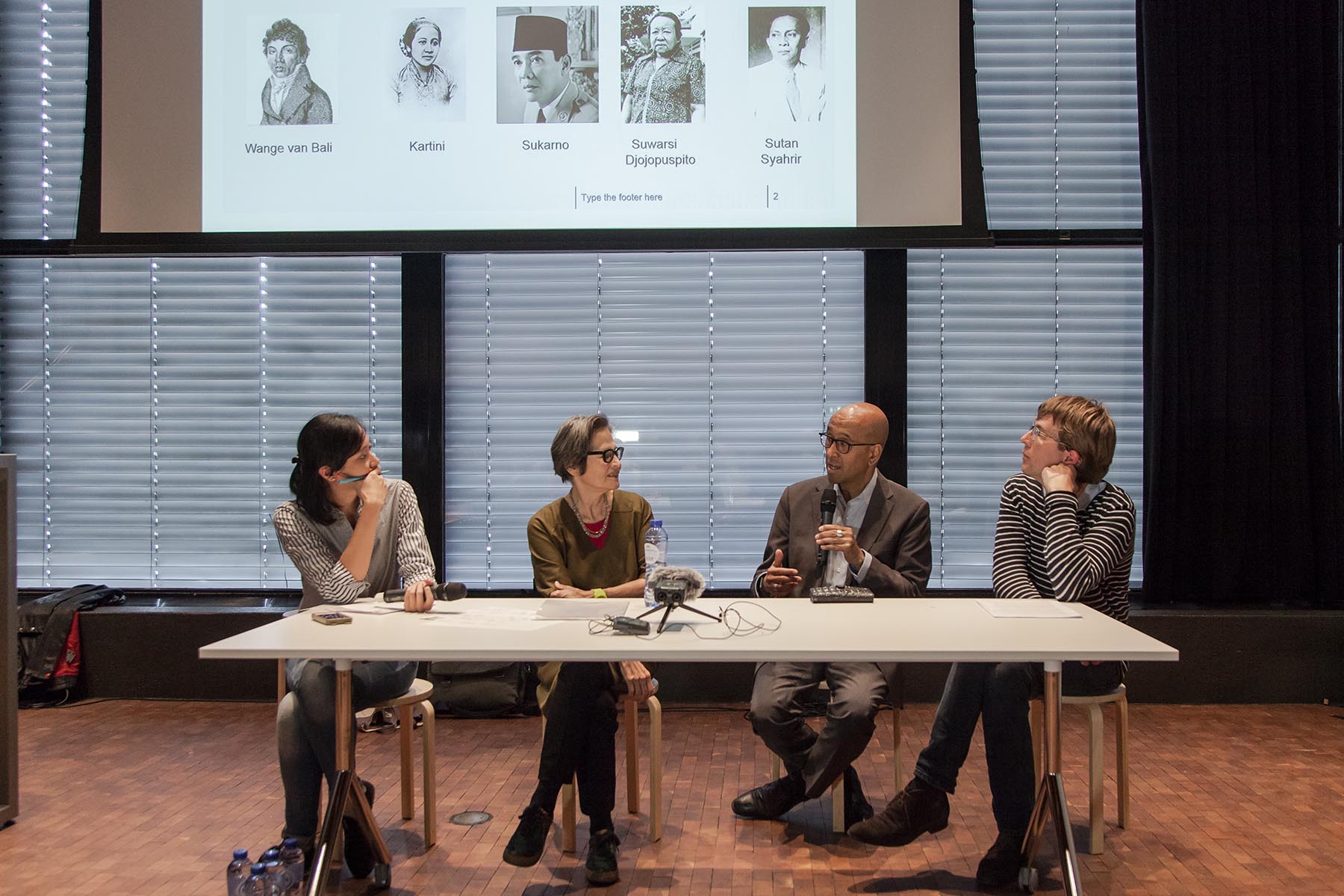 Panel discussion "On Looking". Ph: Konstantin Guz